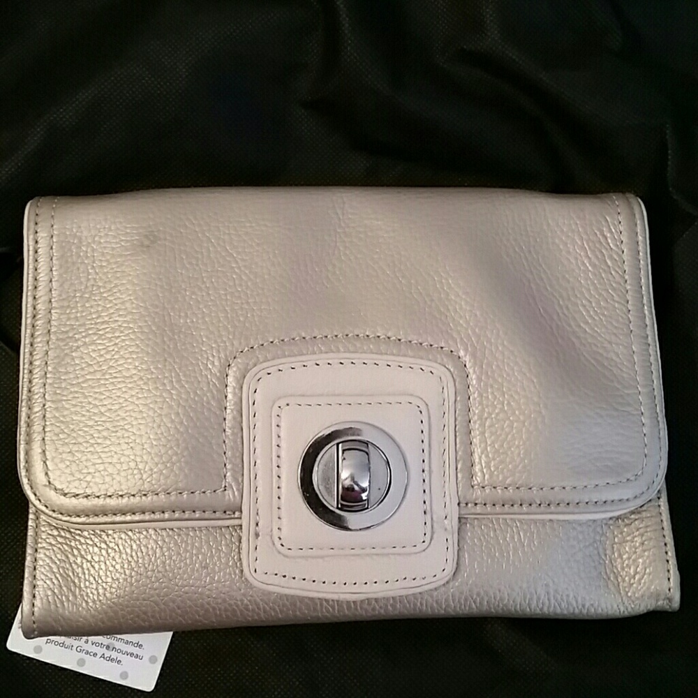 NWT Grace Adele Quinn leather clutch/crossbody in metallic